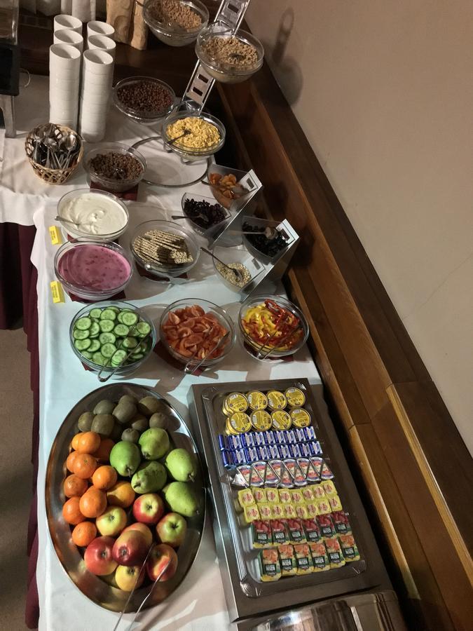 Hotel Zlata Stika 파르두비체 외부 사진