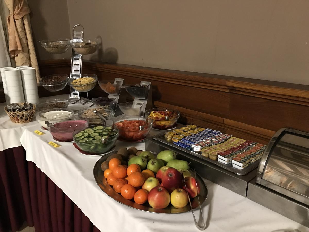 Hotel Zlata Stika 파르두비체 외부 사진